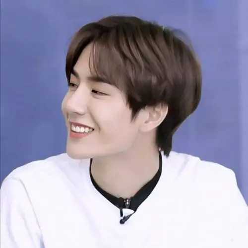 王一博头像/壁纸拿图点赞二传注明陈诗甜