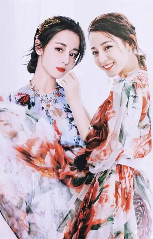 迪丽热巴的最新大片,"双迪"同框实在太惊艳,感觉被撩到了!