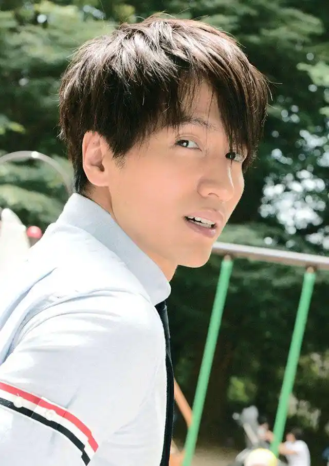 难怪言承旭总是长发,他的短发造型曝光后,怕被说整容!