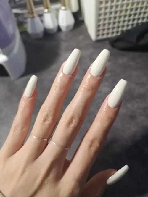 奶白色美甲我狠狠爱了干净简约百搭不出错