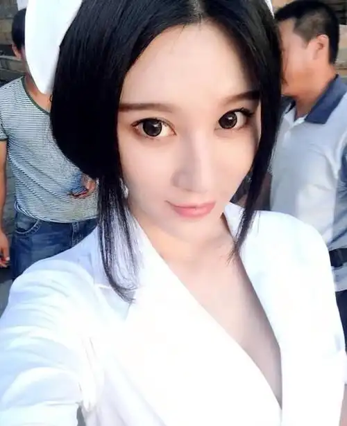 中国"乳神"樊玲健身房秀身材 秒杀"韩国最美体育老师" (59/72)