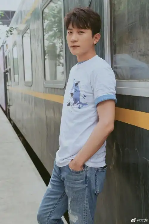 大左-doki@腾讯视频:超全的大左资讯,视频,粉丝,直播,活动集合