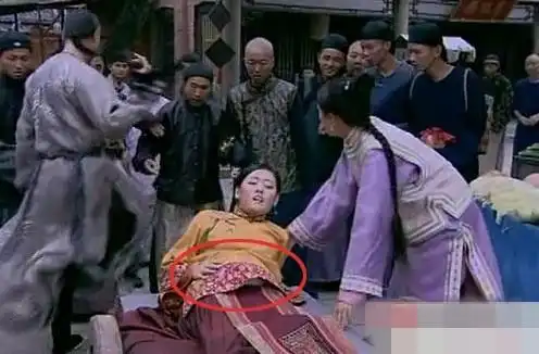 让人哭笑不得细数经典影视各类穿帮镜头组图