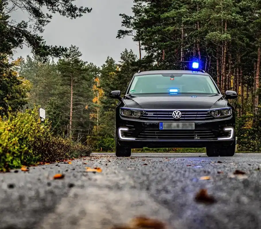 德国警方的便衣警车#德国 #德国警察 #汽车摄影 #便衣警车 - 抖音