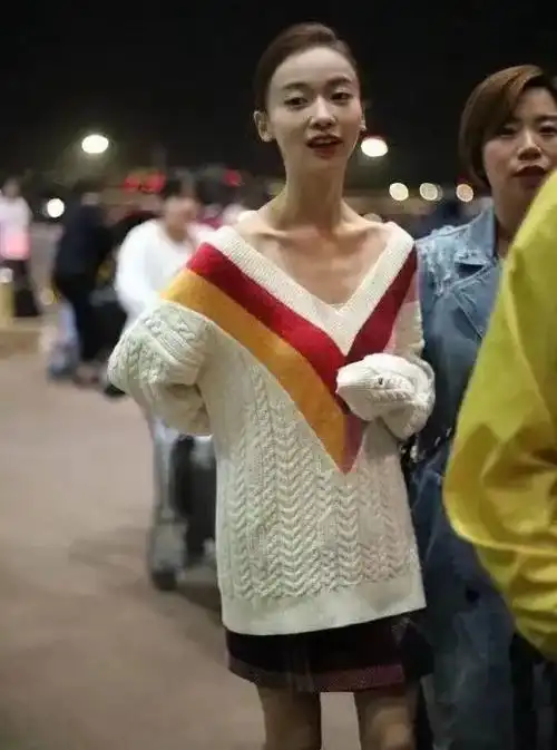 金晨的脸,吴谨言的身材,让我看到了明星的"另类审美"