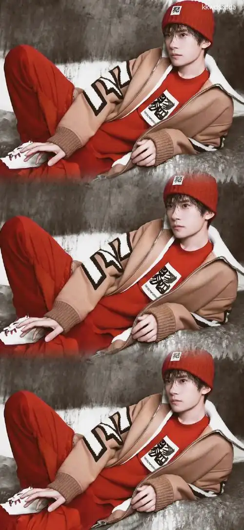 易烊千玺壁纸##易烊千玺##易烊千玺葭月廿二历胜景##emporio armnni