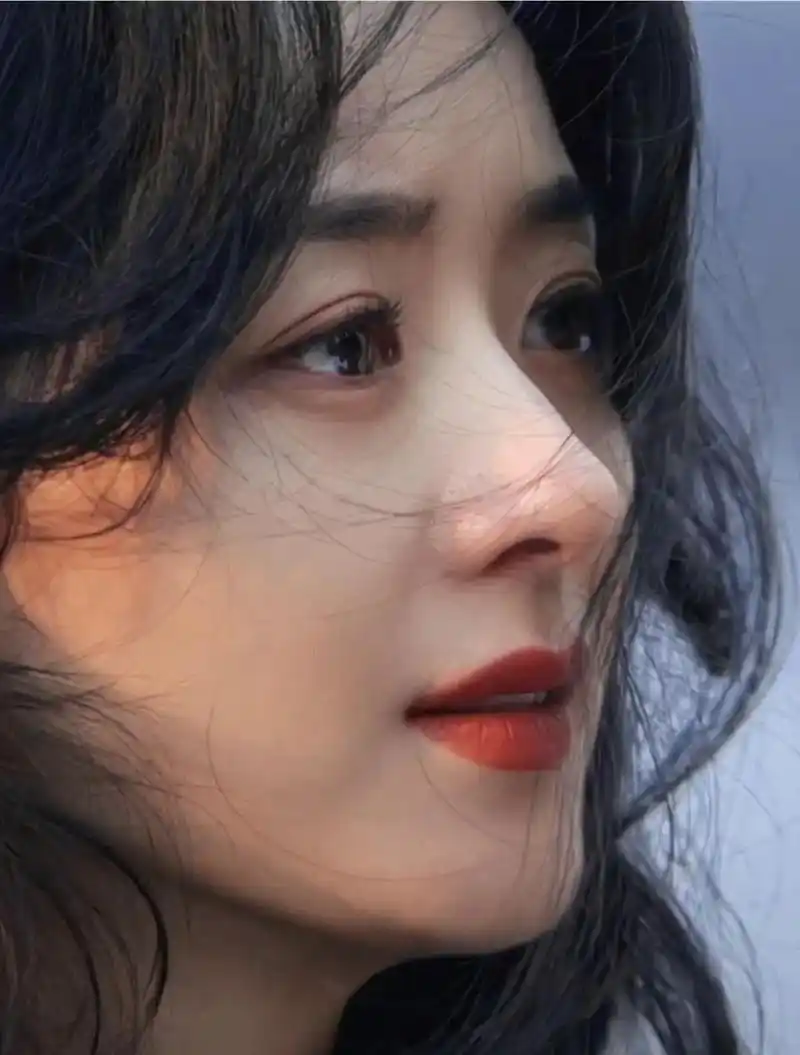 赵丽颖 #风吹半夏 #风吹半夏里的感情好戳  她明明是在笑 - 抖音