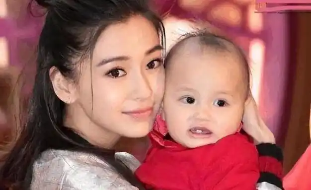 张素霞:黄晓明是我儿子,他和杨颖离婚后,最可怜的是我和孙子