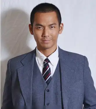 钟汉良圆寸发型图片帅到极致尽显中国男人阳刚之气