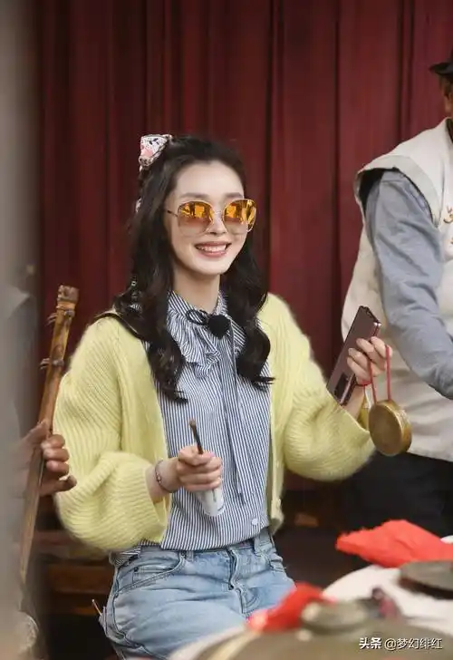 热巴,宋轶,高圆圆,戚薇等9位女星戴墨镜比酷!