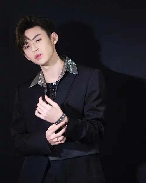 [小鬼][盘点]200127 lil ghost一周手账01.20-01.26:自然不甘于坠落,