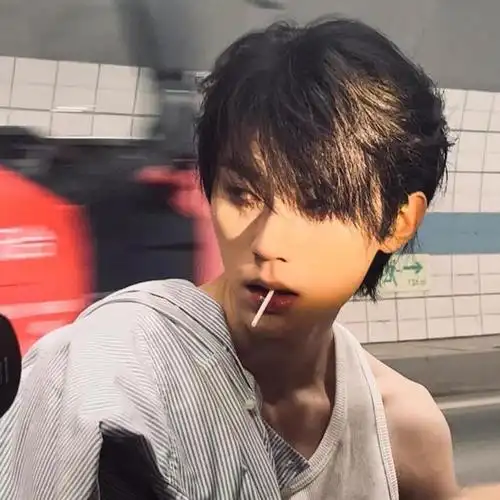 有梨涡的男明星真的太好看了吧