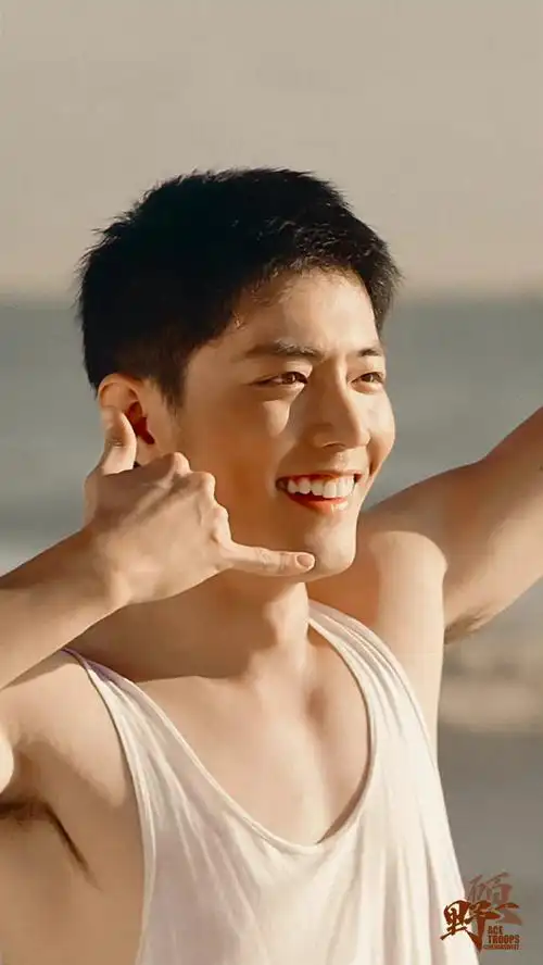 肖战回应形象变化#寸头,肌肉……无论戏里戏外,台上台下我都好爱!