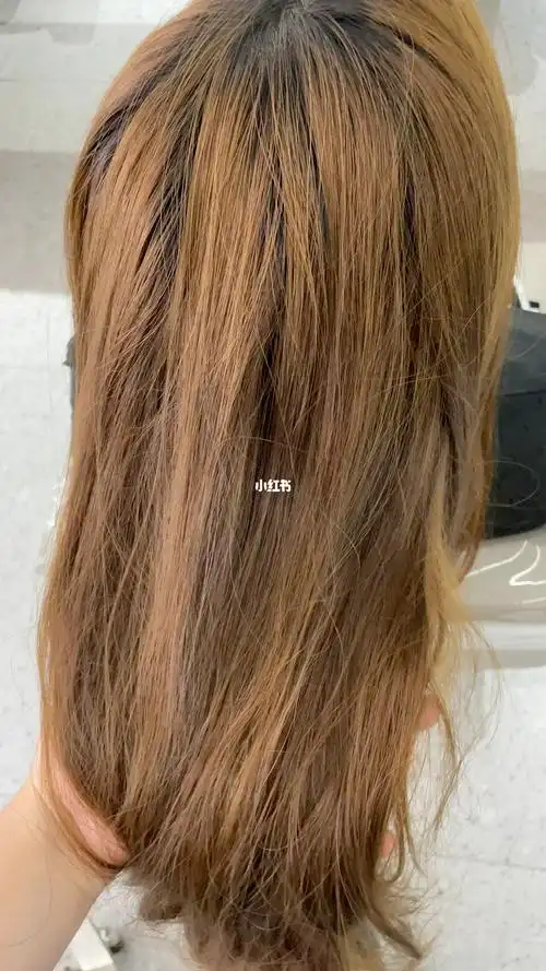显发质好,显高级#长沙  #长沙哪里做头发好  #长沙理发师  #冷棕色