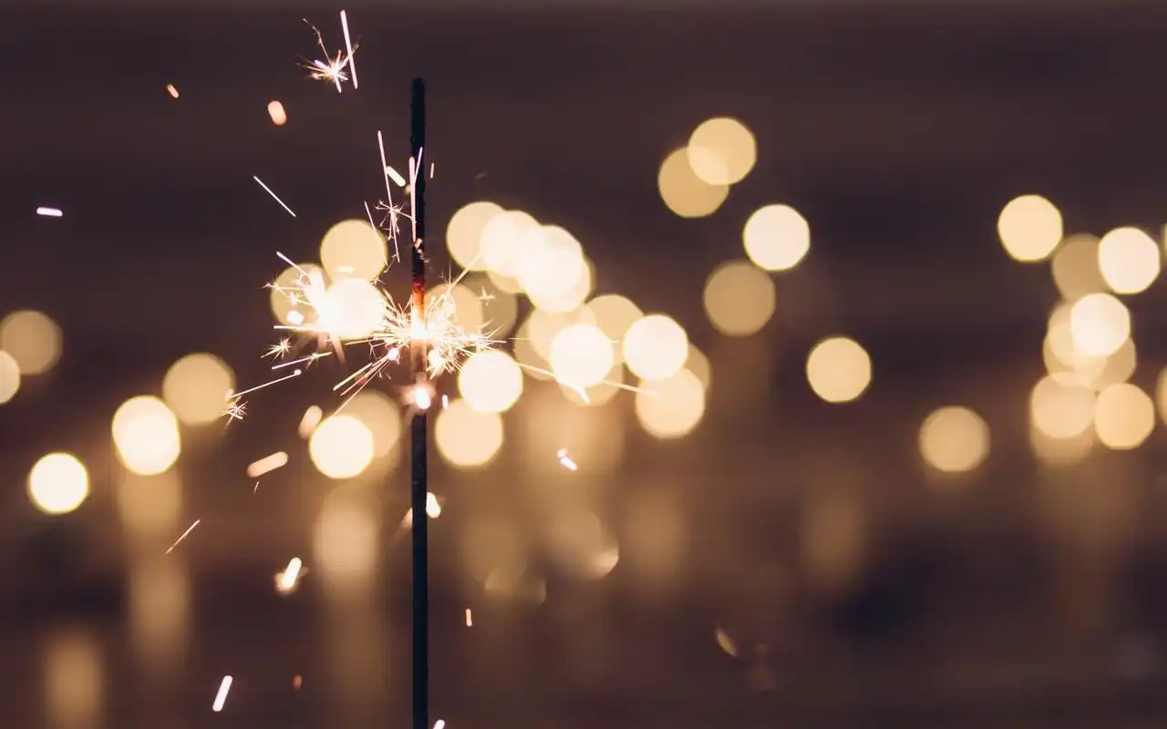 唯美绚烂的烟花图片高清壁纸