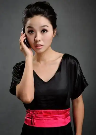 上海人都爱的电台女主播和男同事曝10年情对方老婆也是电视台美女主持