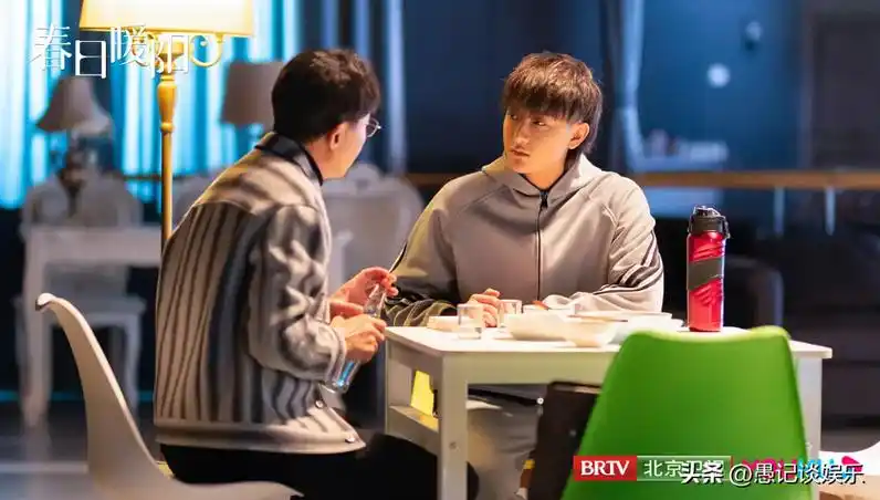 黄子韬个人简历(演员黄子韬现在的人气比以前好吗)-趣事杂谈