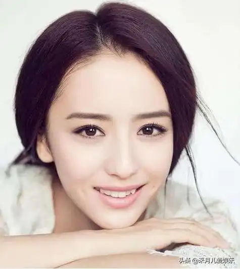 有虎牙的女明星,牙齿长得像茅坑的女明星(娱乐圈有"漂亮虎牙"的明星)