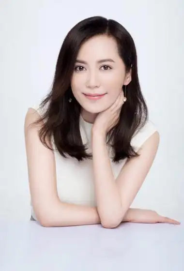 俞飞鸿白皙气质时尚写真图片69