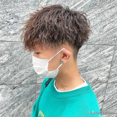 社会小平头发型图片男(2021极具人气的8种男士发型) - 赤虎壹号