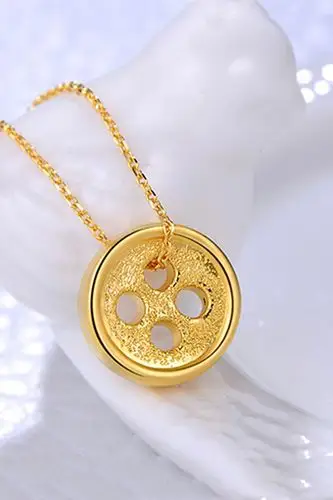 金瑞轩 3d硬金足金黄金纽扣吊坠项链 女款锁骨链情人节礼物