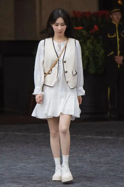 私荐||杨紫新剧《承欢记》:亦舒女郎也开始穿百元单品啦?