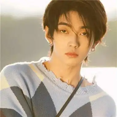 充满魅力且复古的男生头像 成熟风帅气有魅力的男头大全_男生头像_美