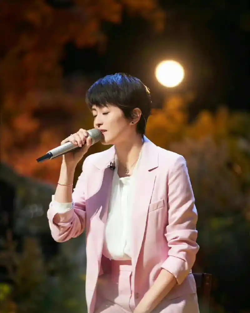 梁咏琪歌曲专场再唱成名曲《短发》