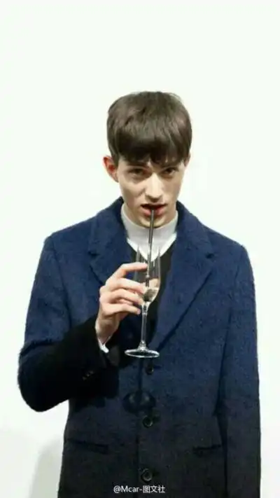 又又切克闹 我收集的欧美男生锁屏壁纸