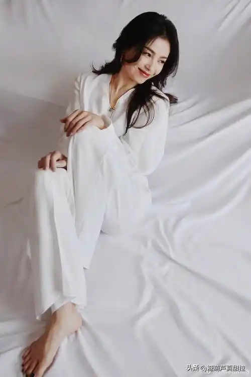 刘涛最新照片曝光,这是吃了防腐剂还是打了"新科技"_保养_女明星_状态