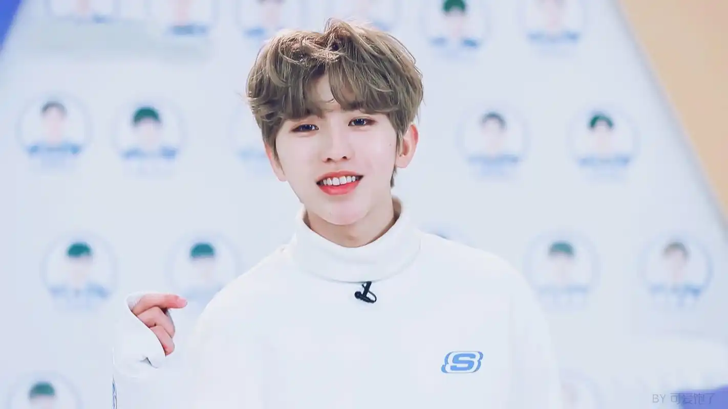 蔡徐坤 壁纸 头像 可爱 偶像练习生 表情包