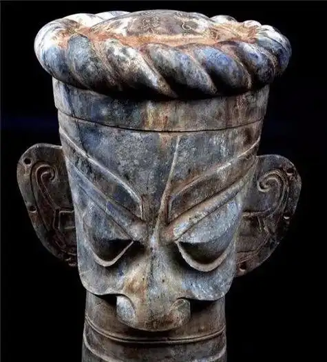 三星堆挖掘诡异挖出手机