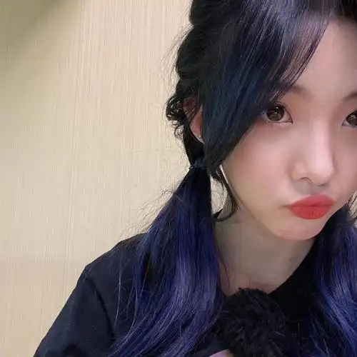 硬糖少女303郑乃馨