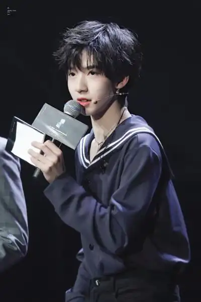 贺峻霖 - 堆糖,美图壁纸兴趣社区