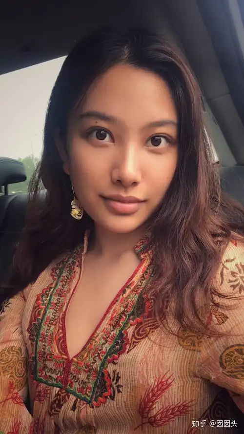 皮肤黑,却长得很漂亮,是一种什么样的体验?