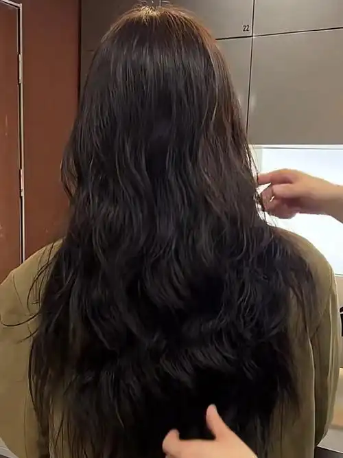 又不会因为特别卷显的乱,显老气#女生烫发推荐  #青岛发型师恩俊