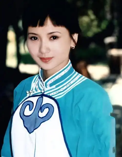 国家一级演员陶慧敏:嫁初恋丈夫恩爱几十年,女儿比她还漂亮