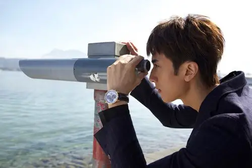 美度"灵感大使"吴尊亮相巴塞尔钟表展