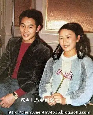 李连杰前妻黄秋燕生活艰难李称愿意为现任去死