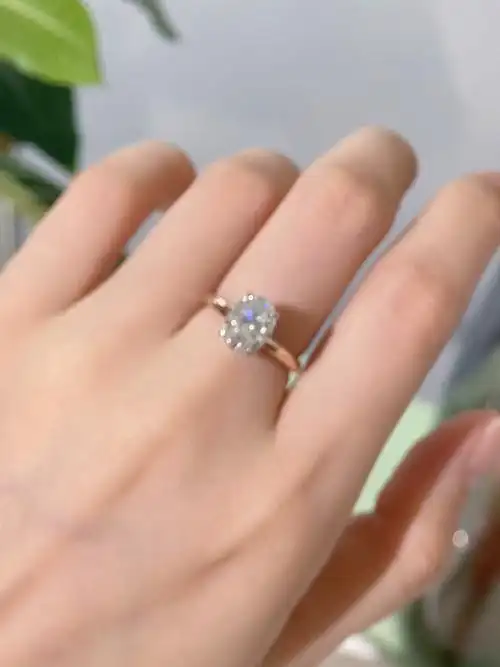 七夕礼物2克拉绝美鸽子蛋钻戒谁能拒绝呢