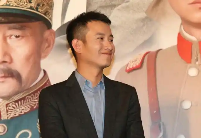 被赶到走廊睡觉手接口水跪地伺候穿鞋这些明星哪来的优越感