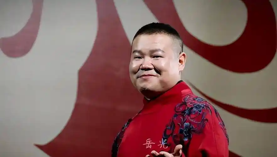 德云社岳云鹏商演返场,回应上春晚的事情,观众:签保密协议了没_演出