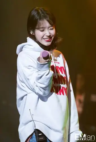 171209 iu首尔演唱会高清