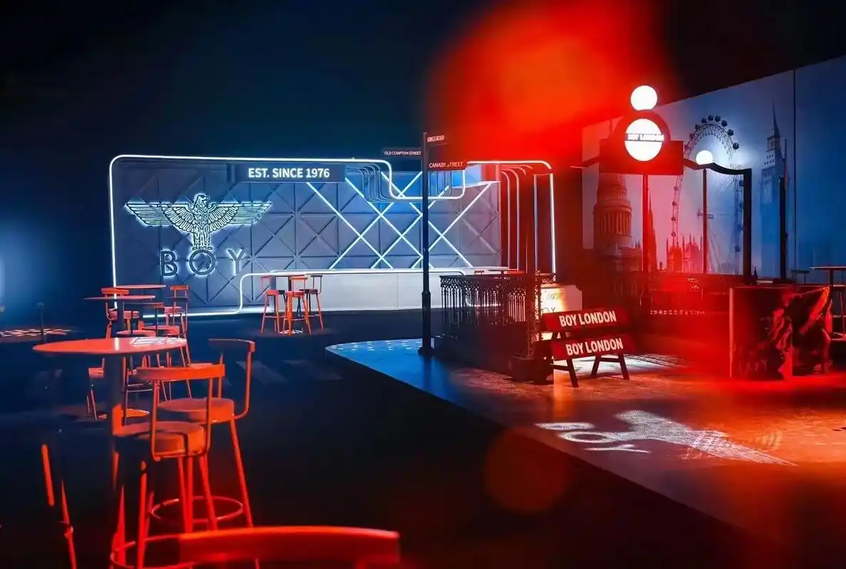 范丞丞boylondon 919699 有图可晒#范丞丞  - 抖音