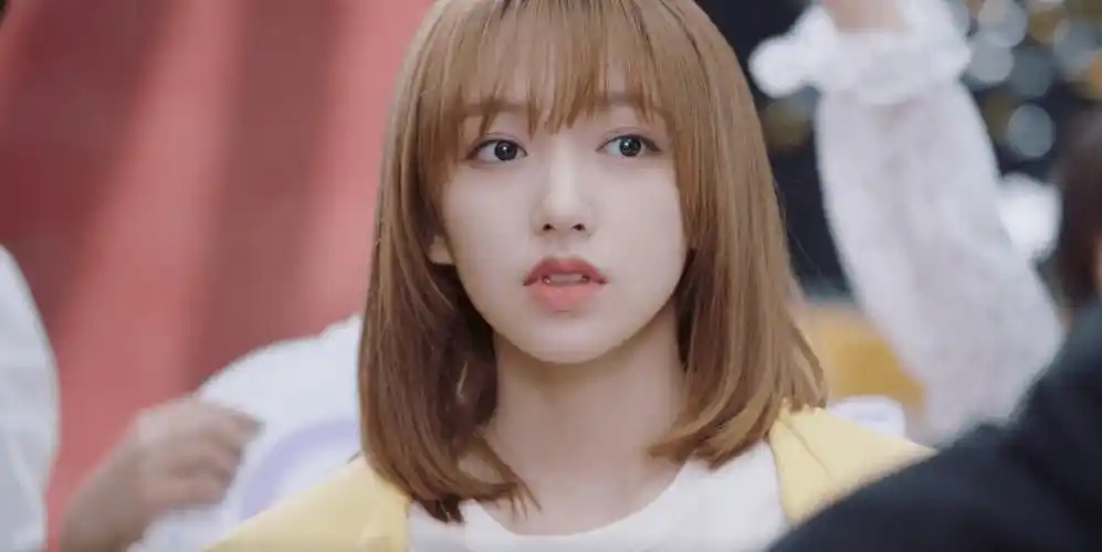 原创 明明颜值逆天却完全不火,这5位95后极品女星,谁最可惜?