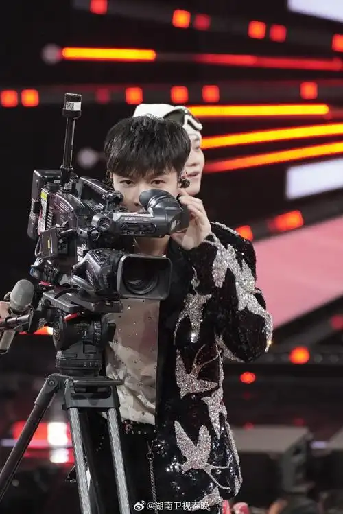 张艺兴财神到##被张艺兴财神到洗脑了##湖南卫视春晚