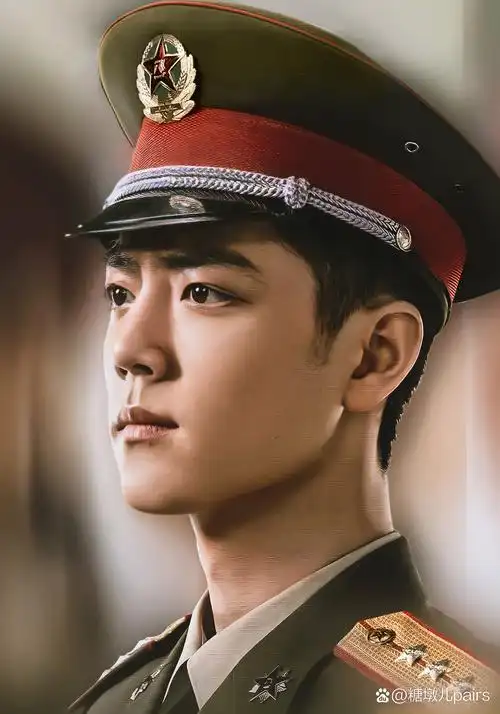 王一博天天向上# #娱乐最前肖战军装高清图片军装肖战军装演员肖战