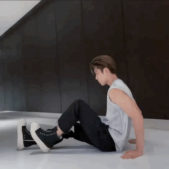 王子异袋鼠摇脚