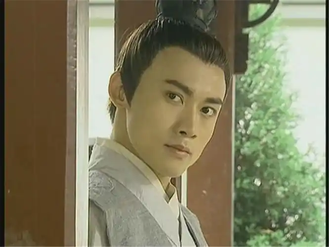 p>聂远,1978年3月17日生于贵州省黔东南苗族侗族自治州镇远县,祖籍