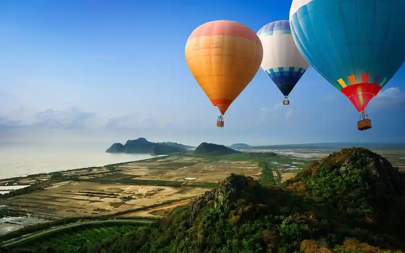 balloons,sea,coast,plains,壁纸,高清壁纸自然,风景,交通工具,热气球